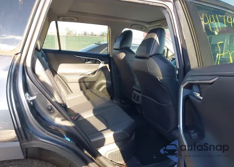 2022 Toyota Rav4 Hybrid Limited z USA, uszkodzony, nr VIN 4T3D6RFV7NU071030